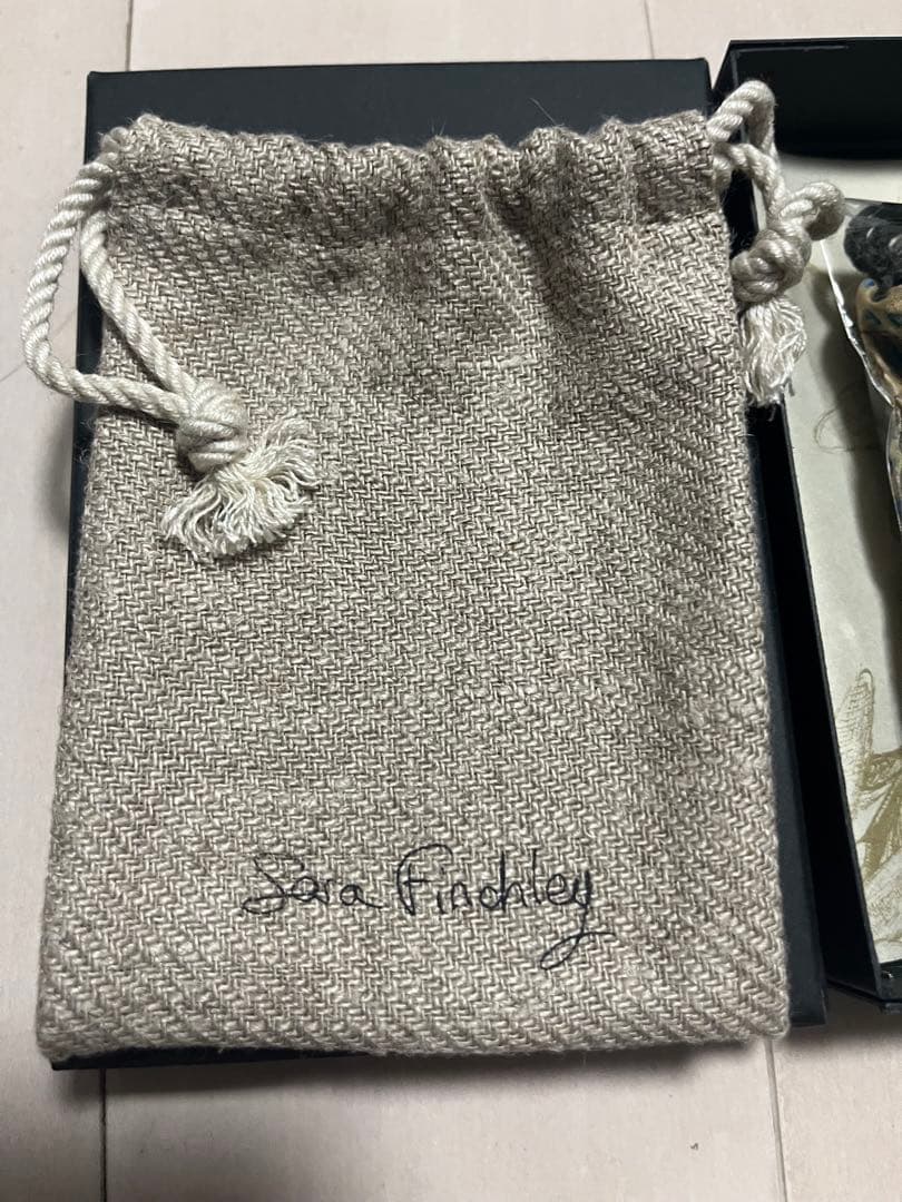 アクセサリー Sara Finchley \"Khloris\" Narrow Bracelet