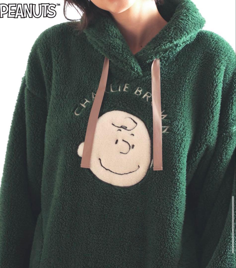 新品　ナルエー　ストレッチボアワンピース　スヌーピー　ルームウェア