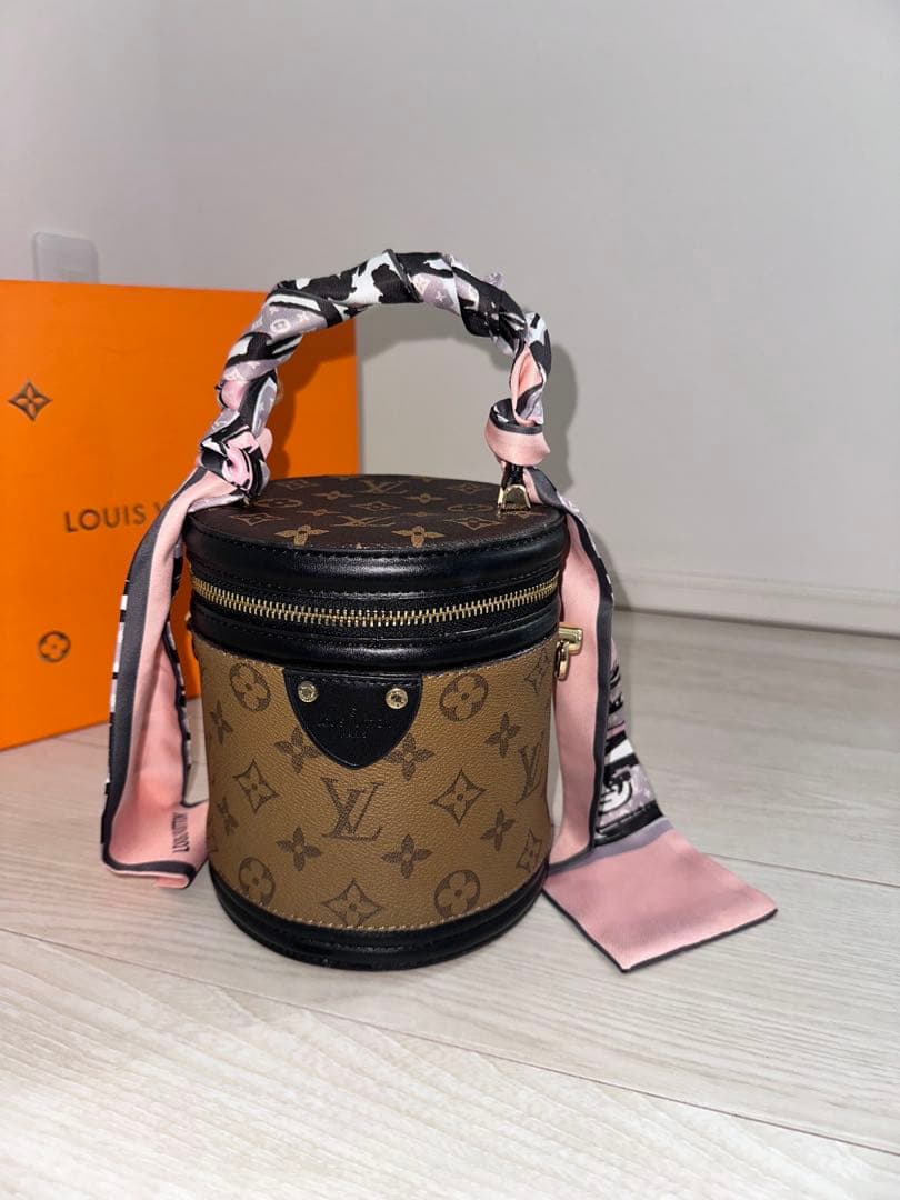 モノグラムバッグ