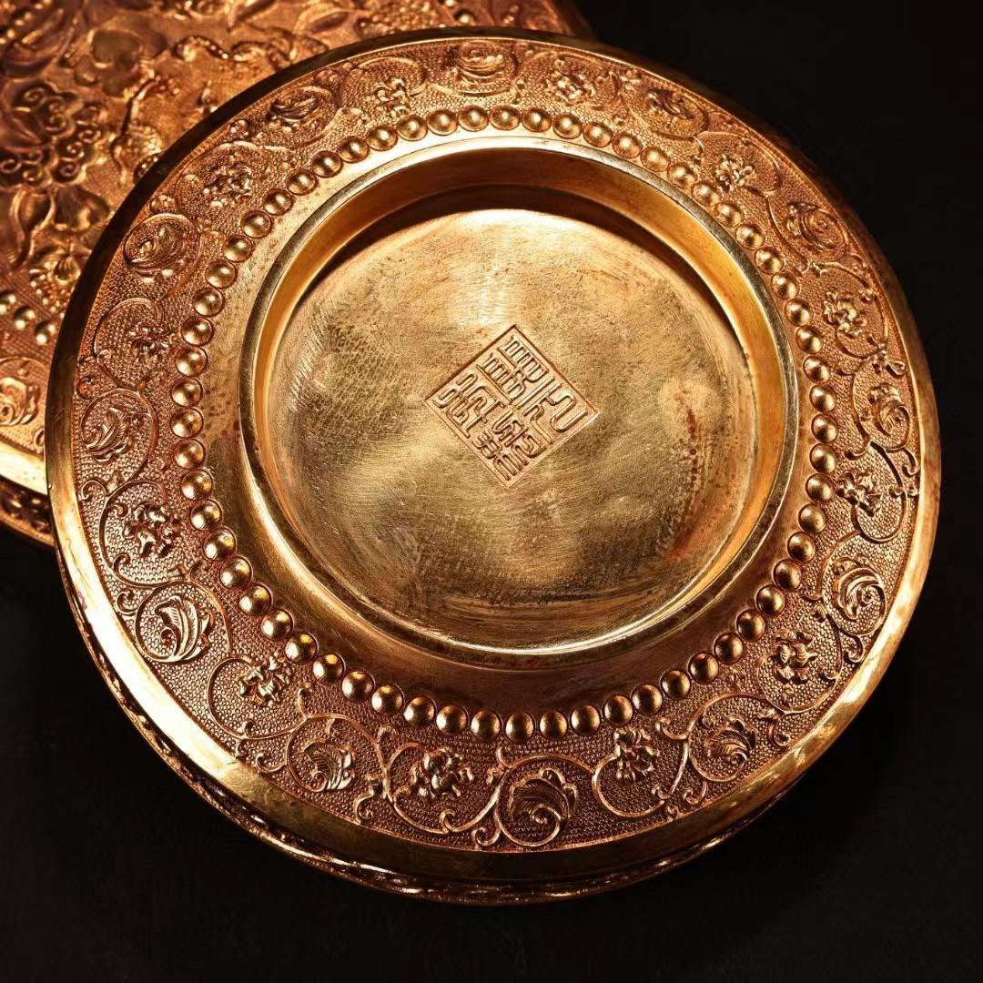 中国古美術・旧藏紫銅鎏金龍の首飾箱・細密彫・純手作り・高浮彫・文房