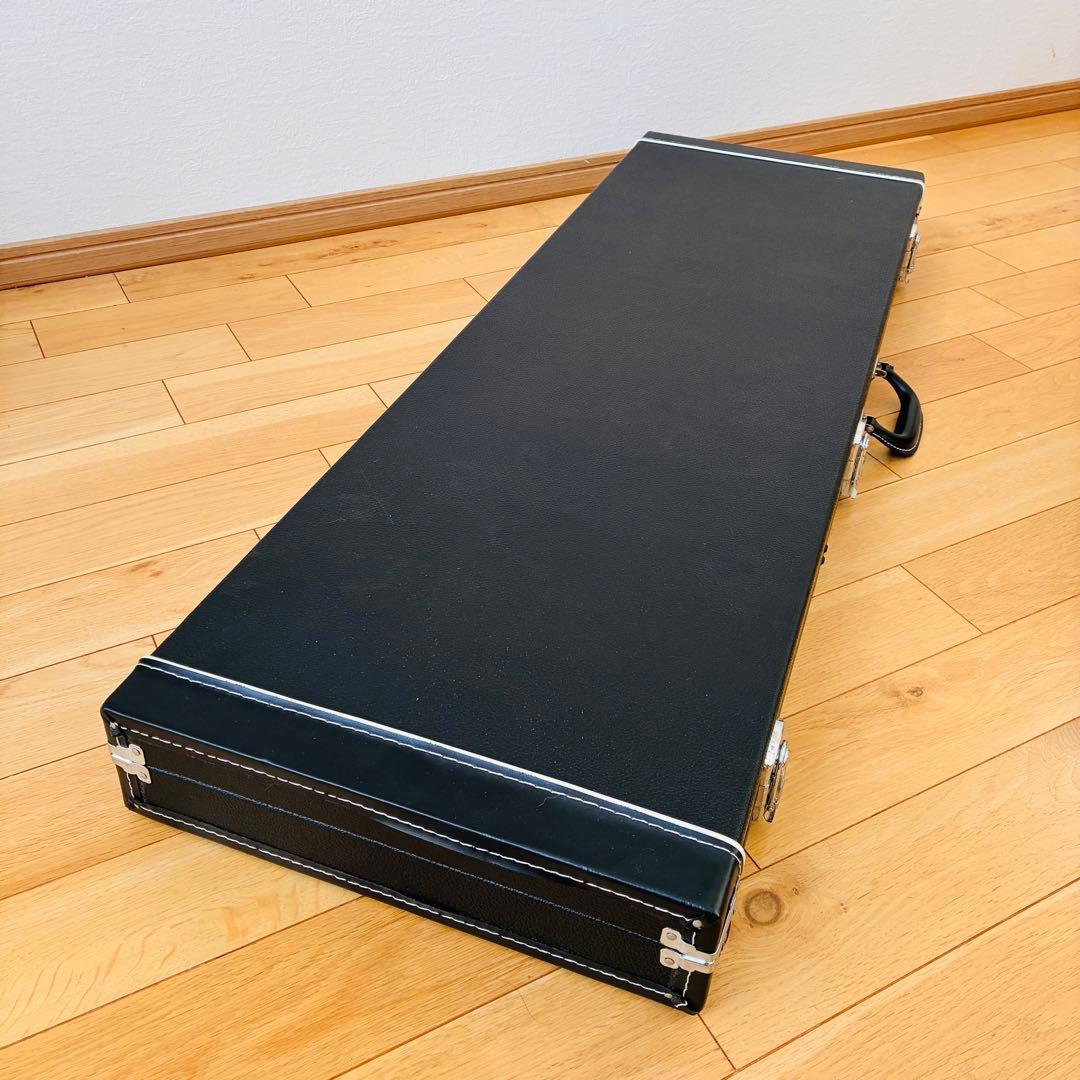 エレキベース用 ハードケース ブラック 内部ボア 鍵付属 - メルカリ