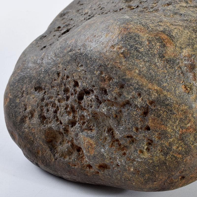 天然石 鑑賞石 太湖石 霊壁石 置物 重さ約1.8kg 唐木台