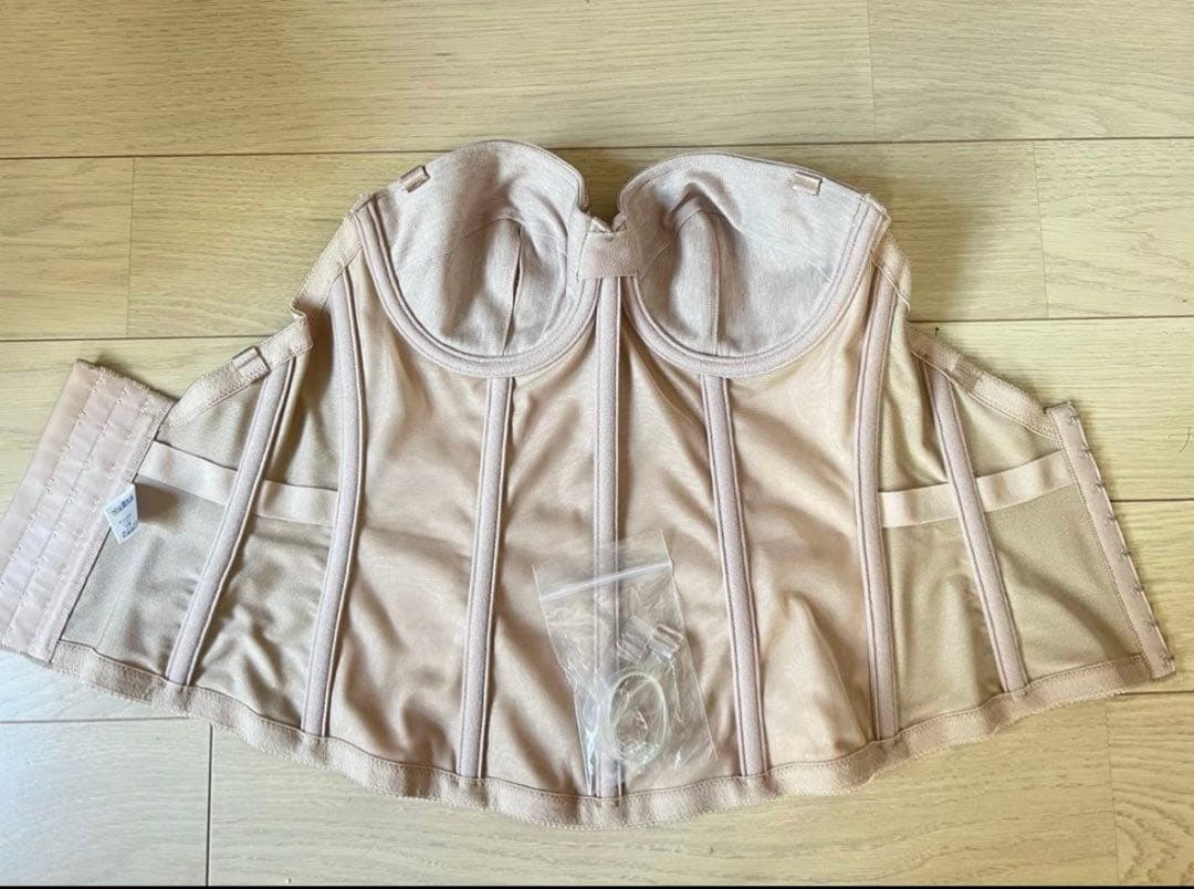 ビスチェ　セモア　ノーブル　ウェディング　ドレス　インナー　C70