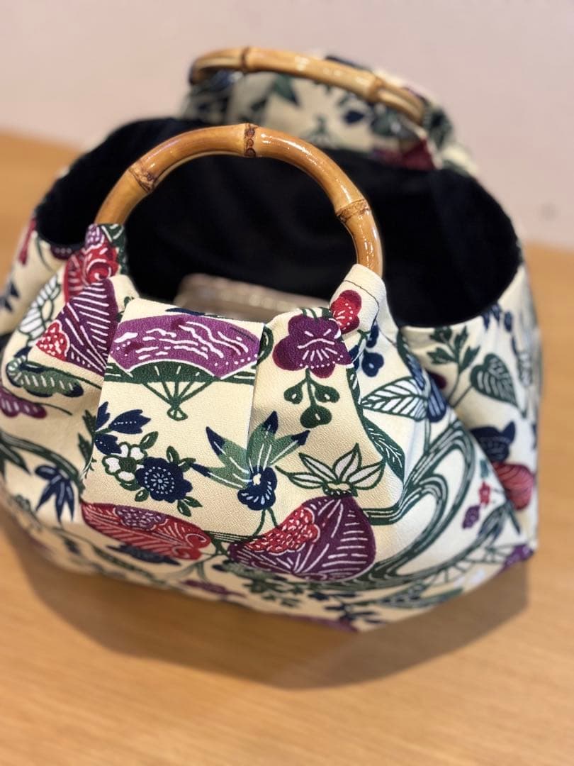 和装バック着物バック琉球紅型・琉球柄・流水柄（白）入学卒業結婚七五三振袖お宮参り