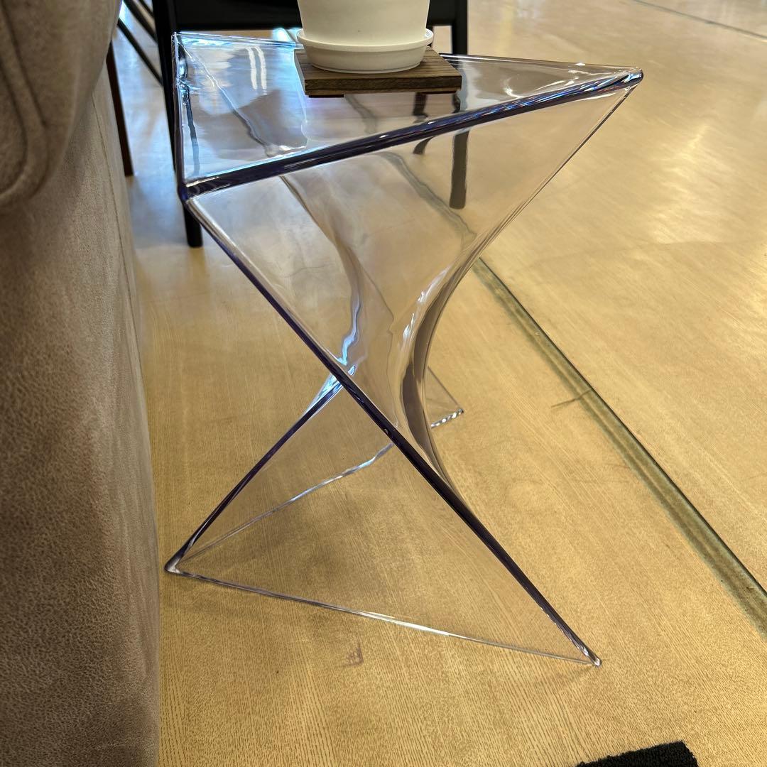 新品☆おしゃれサイドテーブル 花台 ナイトテーブル クリア モダン