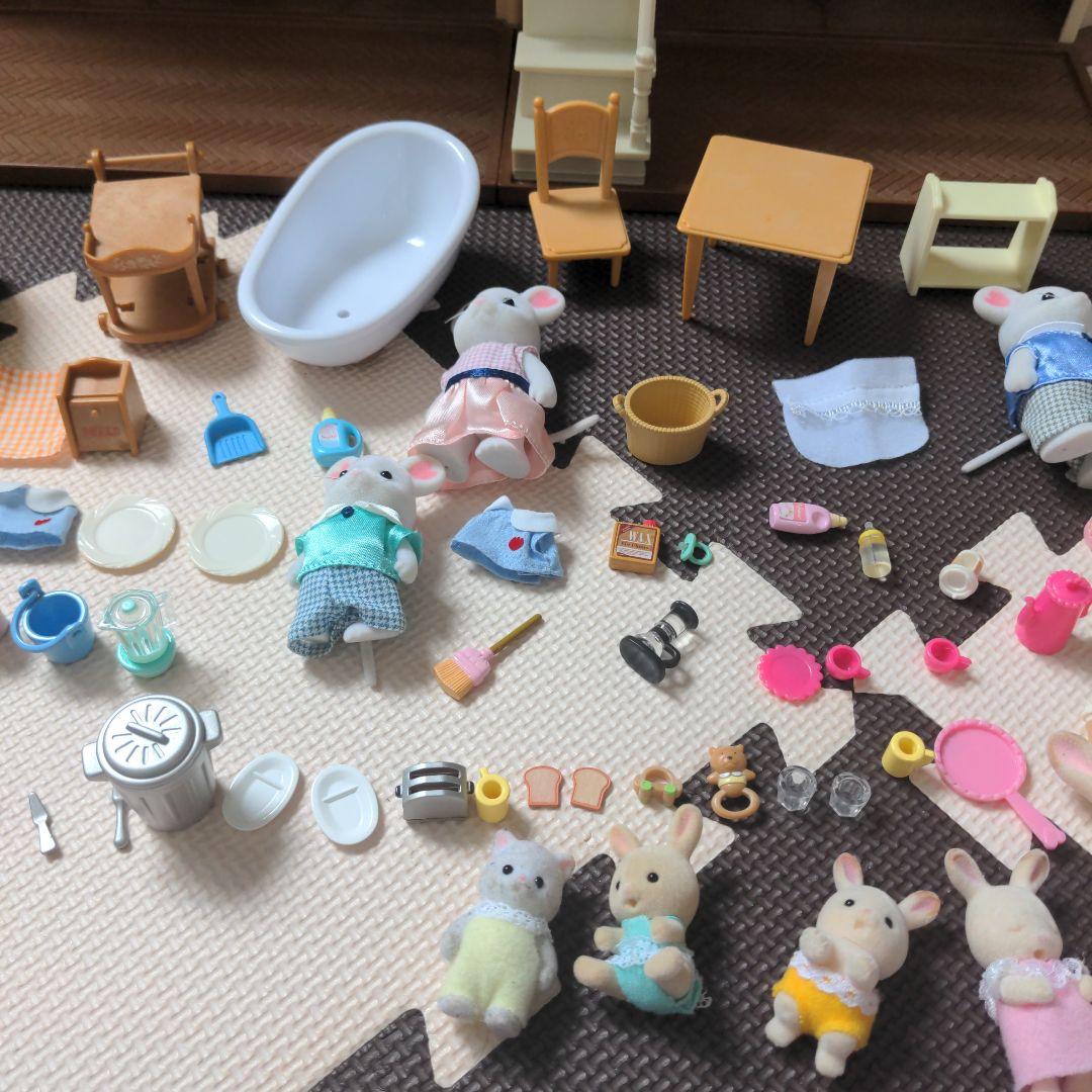 シルバニアファミリー　赤い屋根の大きなお家ギフトセット