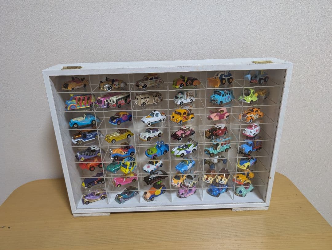 ミニカー トミカ ディズニー TDR 52台セット 収納ケース付き