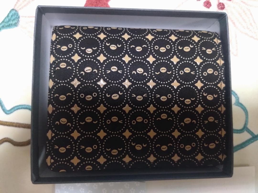 suicaペンギン印伝二つ折り財布新品・未使用印傳