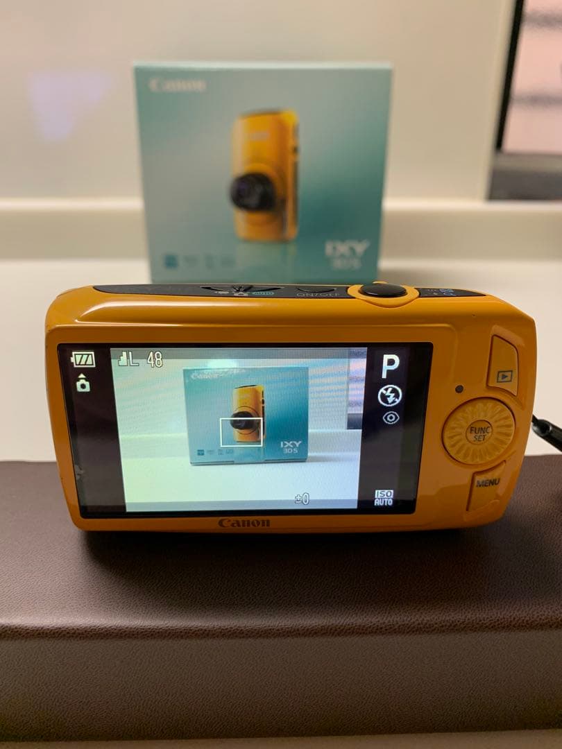 Canon IXY30S イエロー【完動、付属品、箱付き】