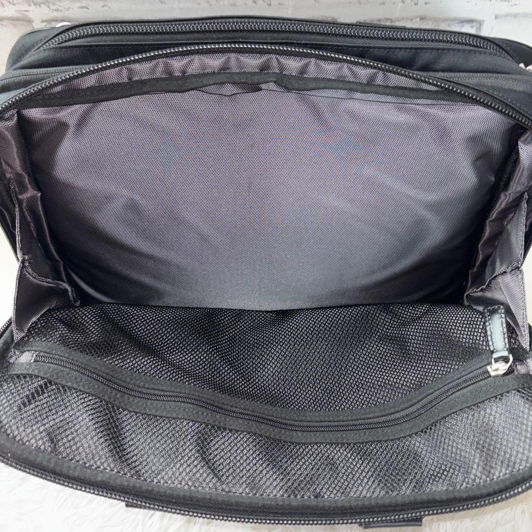 サムソナイト　ビジネスバッグ「エピッド 3」シリーズのブリーフケースEXP