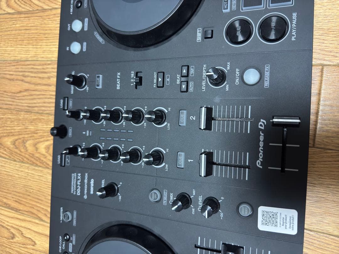 パイオニアDJ DDJ-FLX4 中古美品 使用わずか Pioneer DJ DDJ-FLX4