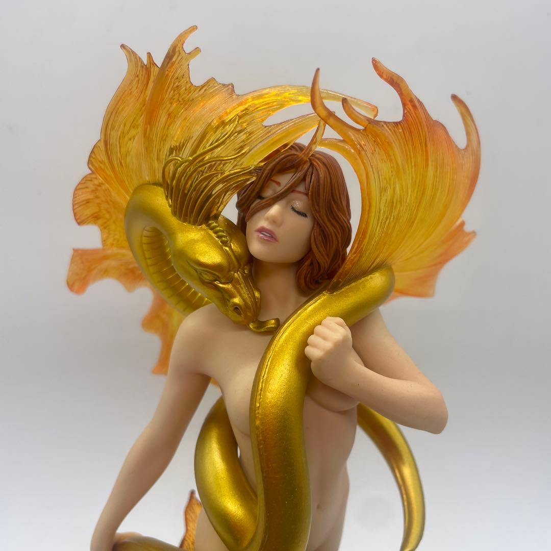 Julie Bell ゴールデンラバー　YAMATO