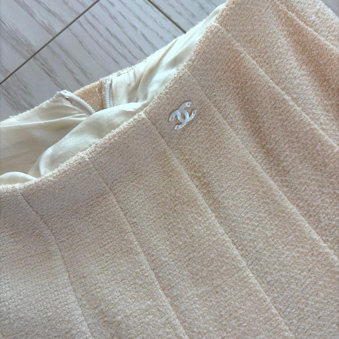 CHANEL ウール　ホワイトフレアスカート