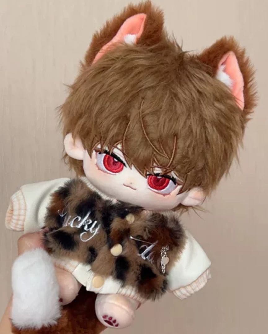 《茶髪赤目》激レア可愛い着せ替えぬいぐるみ《20cmぬいぐるみ》