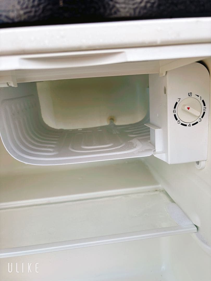 アイリスオーヤマ　小型冷蔵庫（46L、ワンドア）