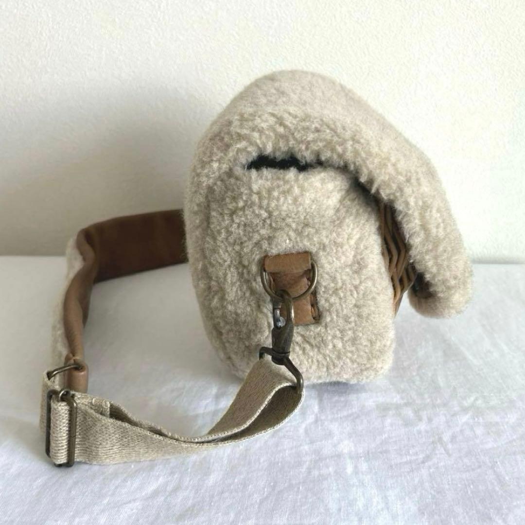 ebagos エバゴス　ウールボア・ボディバッグ（マロングラッセ）