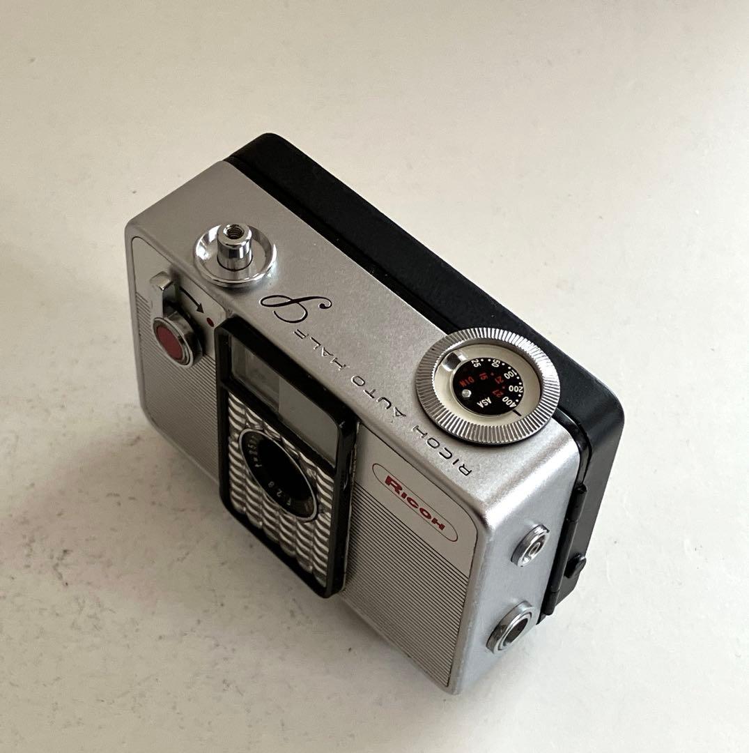 RICOH AUTO HALF SオートハーフS モルト貼替済み 1／125固定 - メルカリ