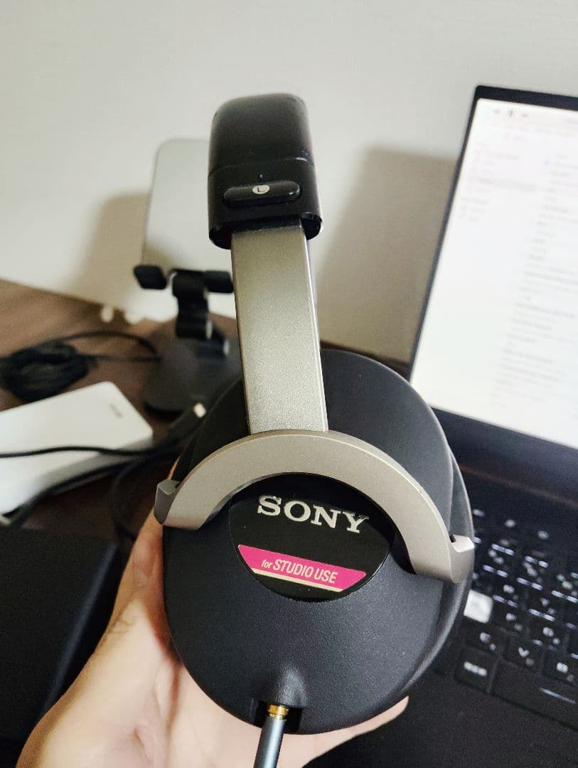 ヘッドホン Sony MDR-Z1000 ソニー モニターヘッドホン「MDR-Z1000」「MDR-EX1000」レビュー