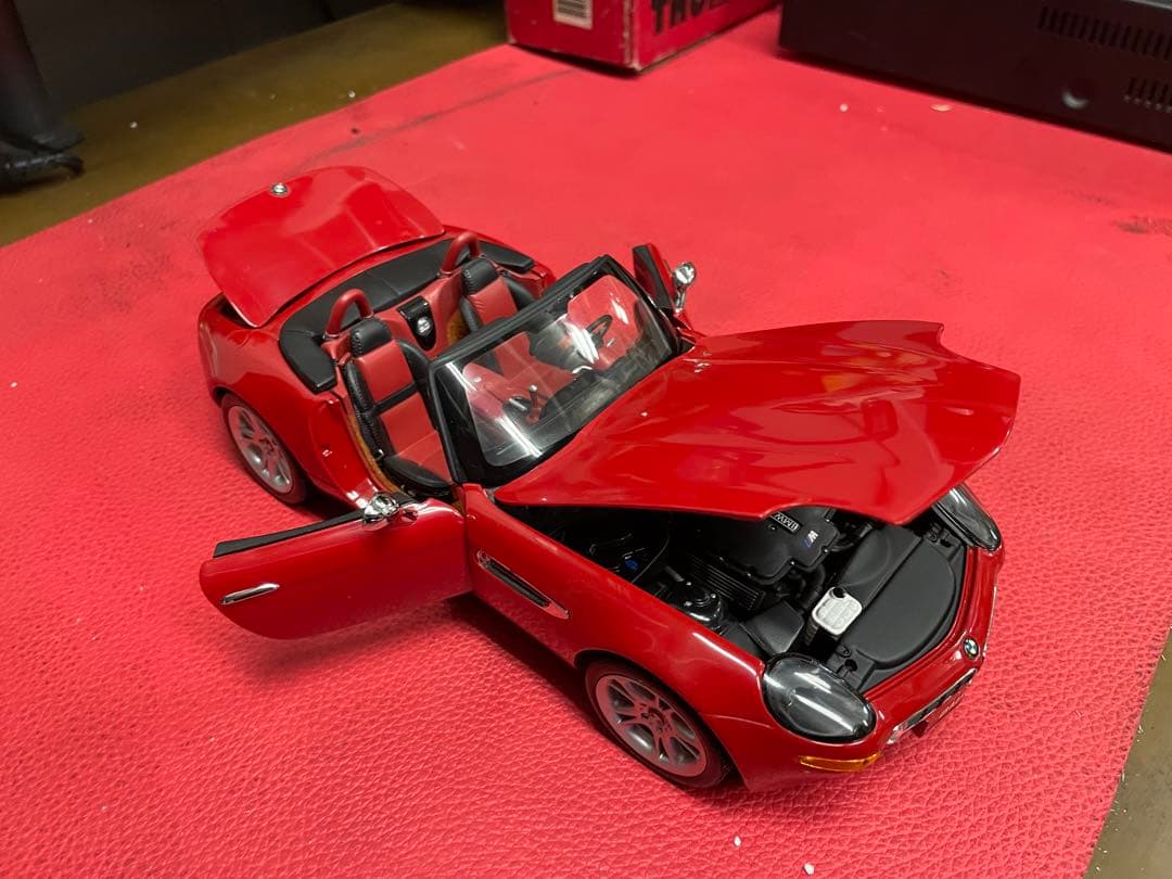 京商 BMW Z8 レッド