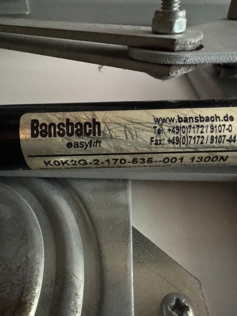 【最終値下げ】イタリア製BREVETTATO 拡張式&昇降式 ダイニングテーブル