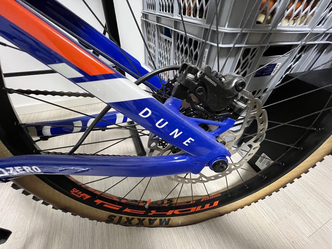 JIRO　MONDRAKER DUNE 2019 完成車 モンドレイカー