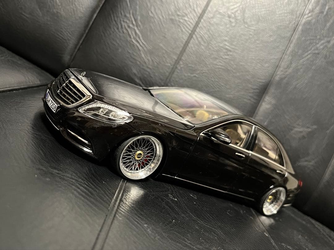 メルセデスベンツ　Sクラス　1/18