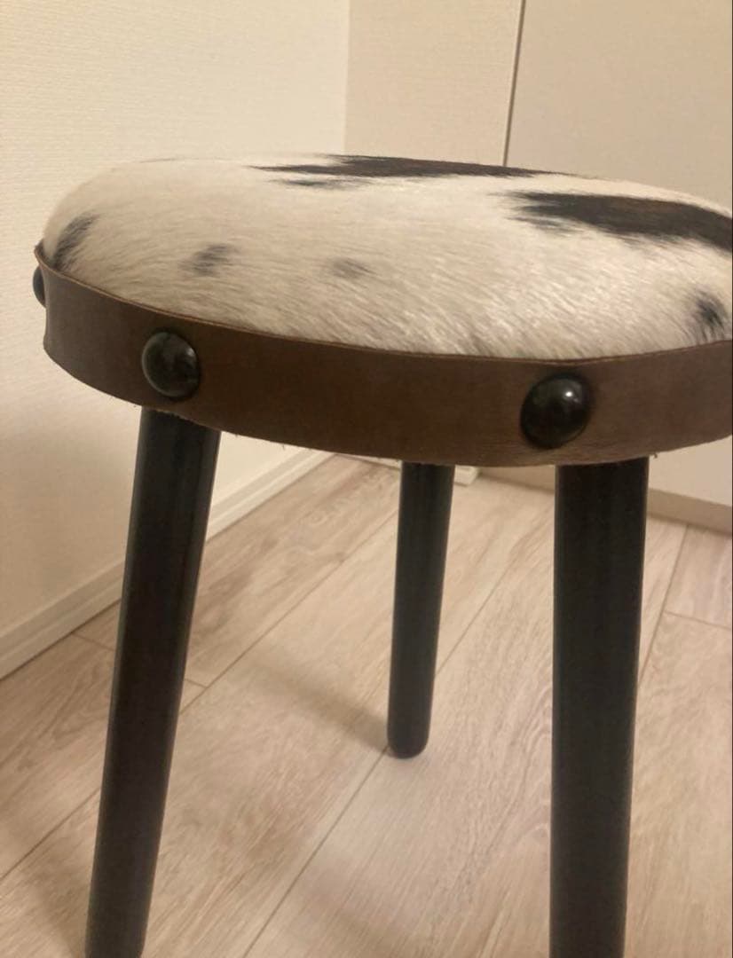 FILL THE BILL スツール