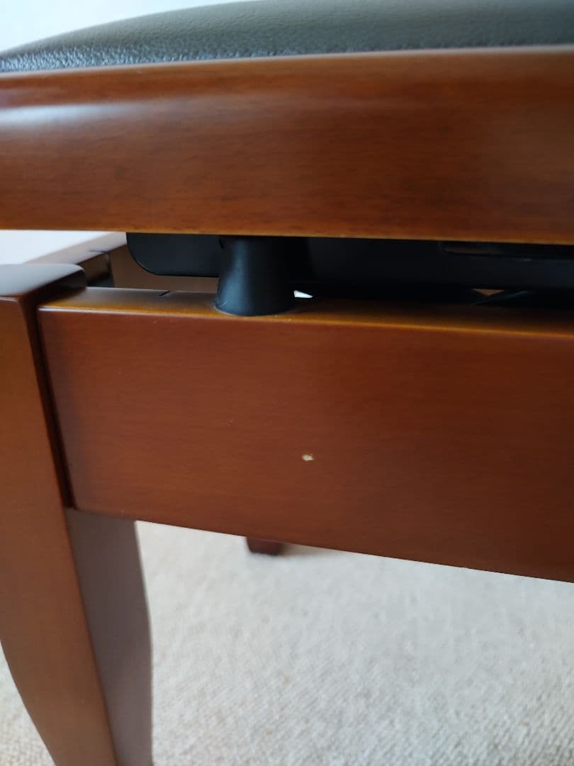 ギター専用椅子　現代ギター　マホガニー　GGS-III　GGS-STANDARD