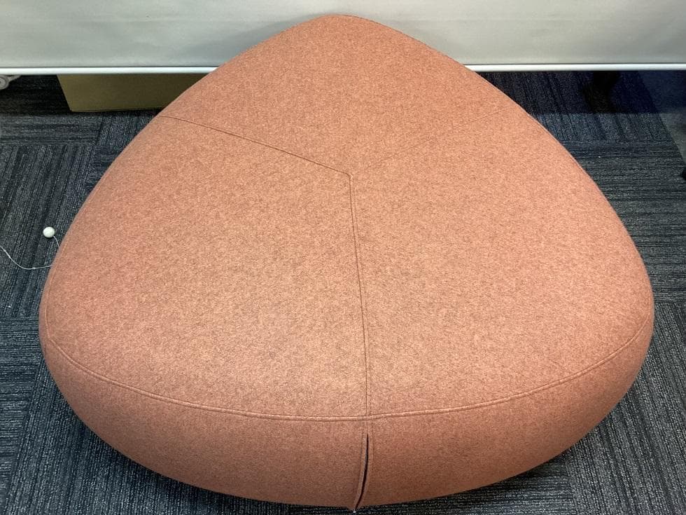 g*0様 定価約１４万　ボーコンセプト　バミューダ　フットスツール　Bermud