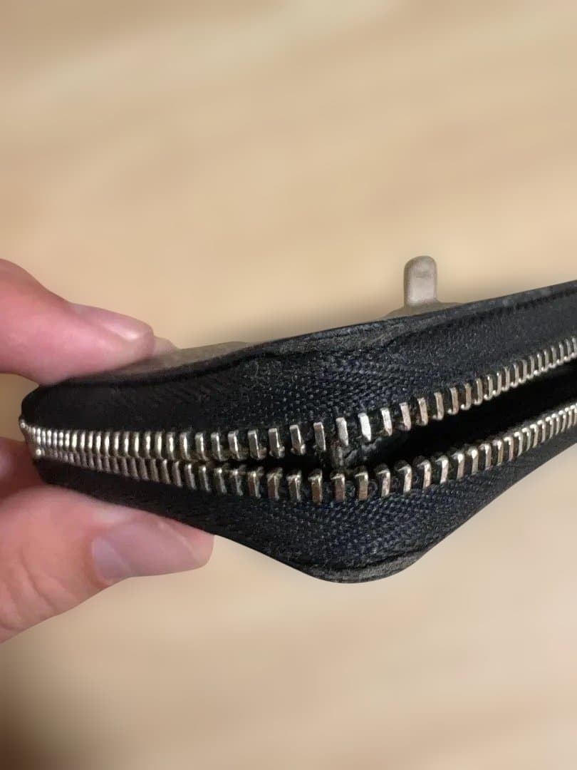 最終値下げ！ルイ・ヴィトン ジッピー・ウォレット ブラック