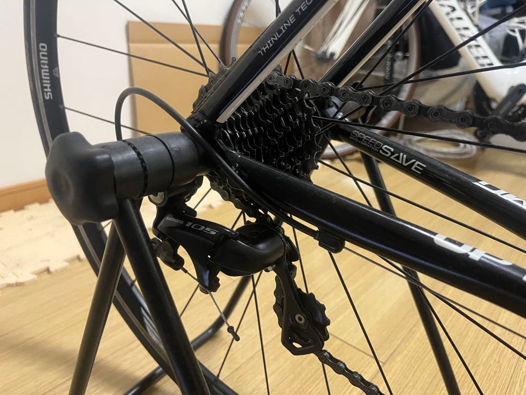 Cannondale ブラック ロードバイク