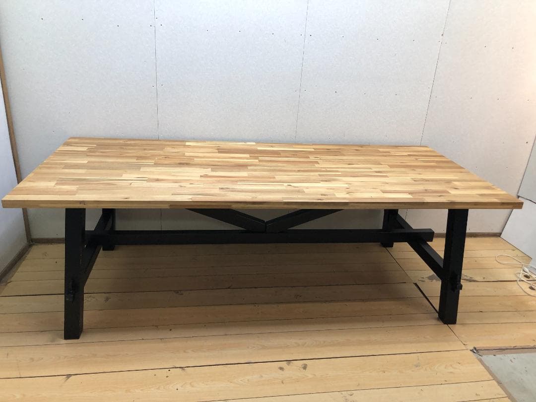 送料無料 IKEA SKOGSTA スコグスタ ダイニングテーブル 250903