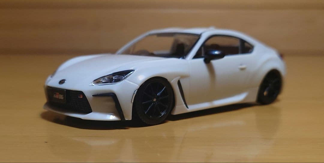 1/32トヨタGR86プラモデル青島文化教材社白色　完成品ミニカー中古品