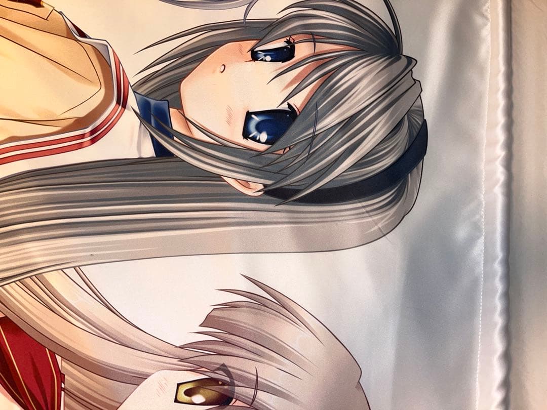 key タイトーくじ　ダブルハッピー賞　等身大超タペストリー　直筆サイン入り