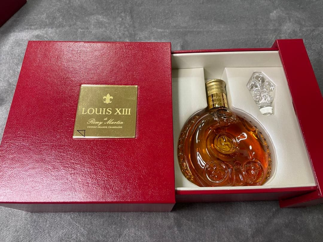 LOUIS XIII ルイ13世 ミニボトル 楽天市場】【正規品コニャック】クリスタル バカラ レミーマルタン 全3