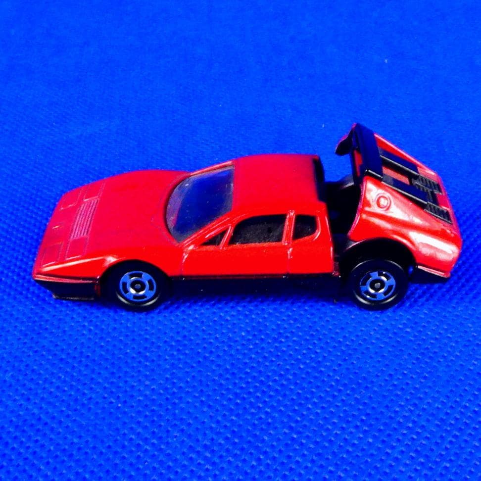 フェラーリ512BB★トミカ★初期の青箱★当時のミニカタログあり★昭和５６年もの