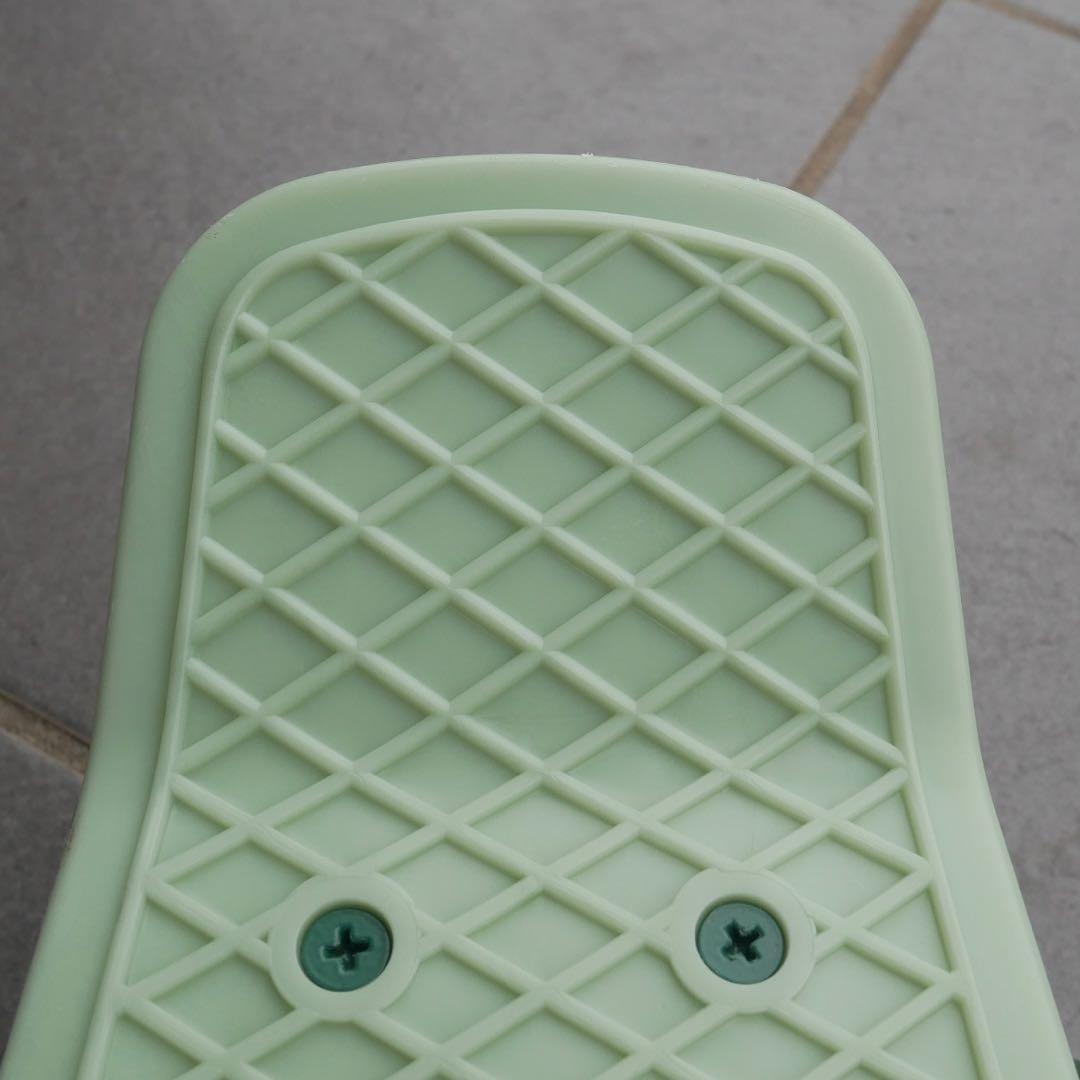 極美品【整備済み】ペニー22インチ Sage グリーン