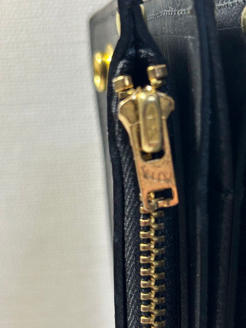 トラッカーウォレット　クラストレザーネロ