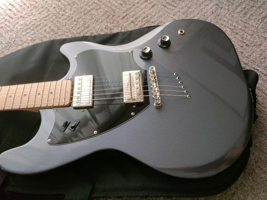 ほぼ新品】GUILD Surfliner HH 良い音出します。