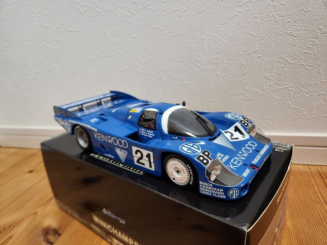 【ミニチャンプス】1/18KENWOOD ポルシェ956