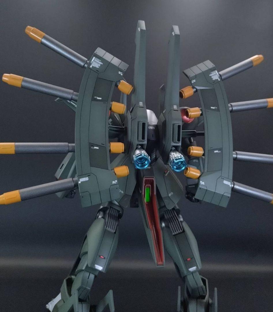 ガンプラ　完成品　HG　1/144　パラスアテネ