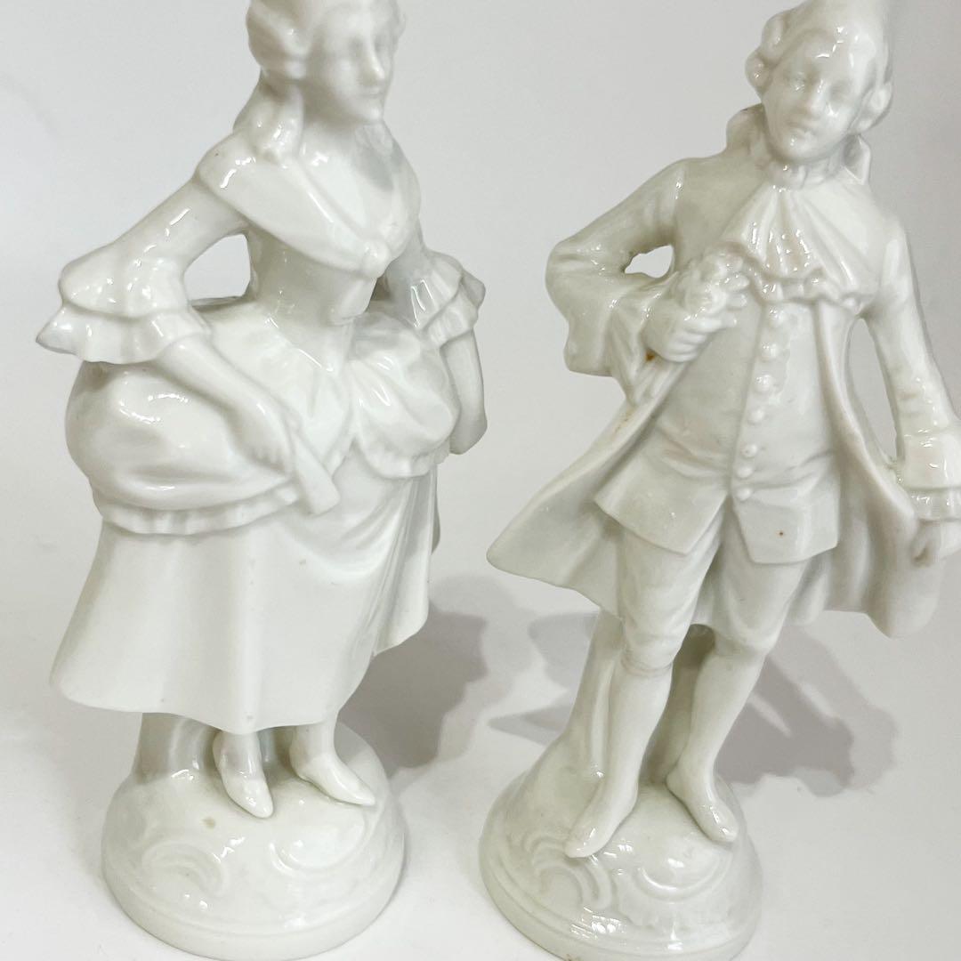 カポディモンテスタイル　貴族の男女　フィギュリン　一対