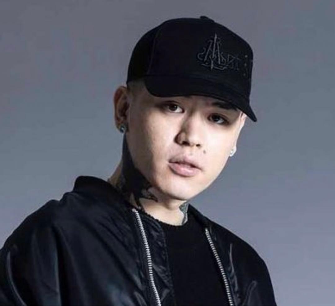 T-Pablow 着用 LAST NEST キャップ 安い 価格