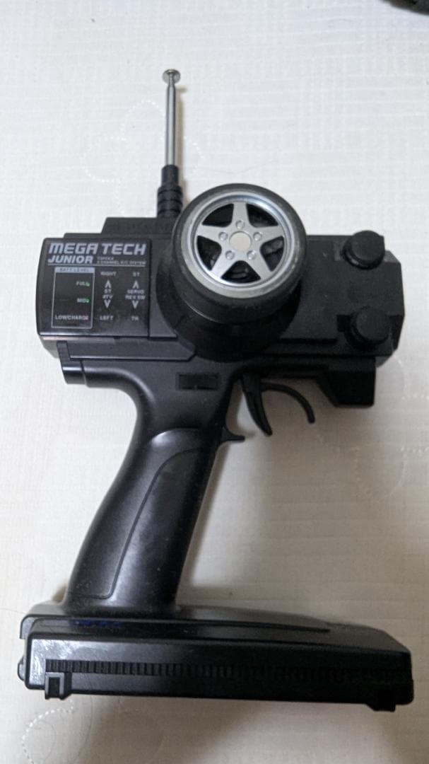 VANESSA LUNCH BOX ラジコンカー