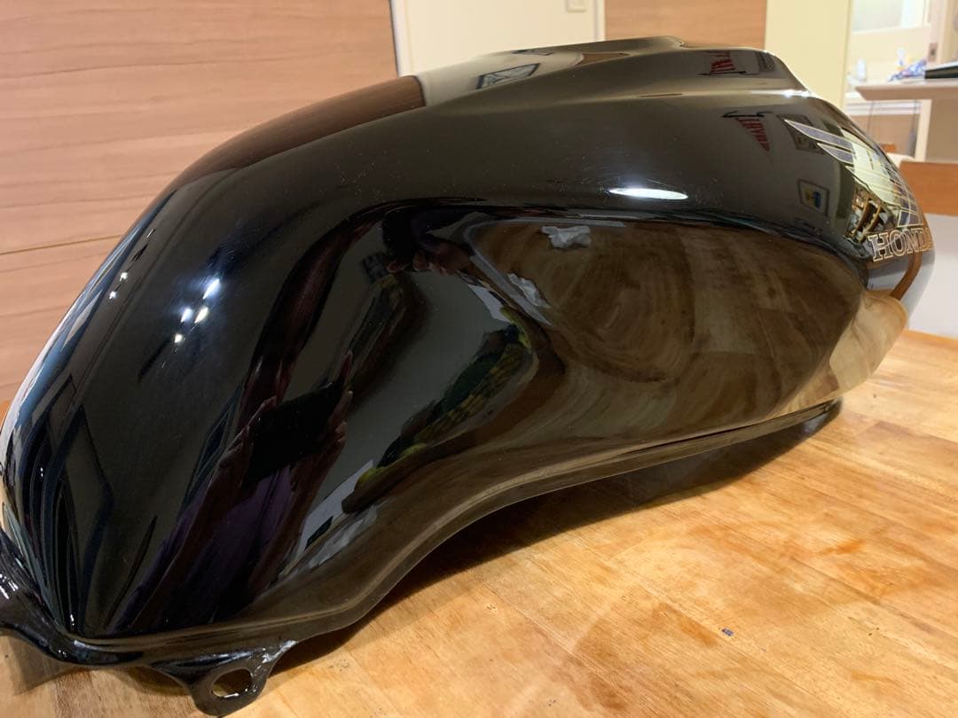 CB400SF タンク ブラック レストア済 美品 CB400SF 全塗装ブラック完成