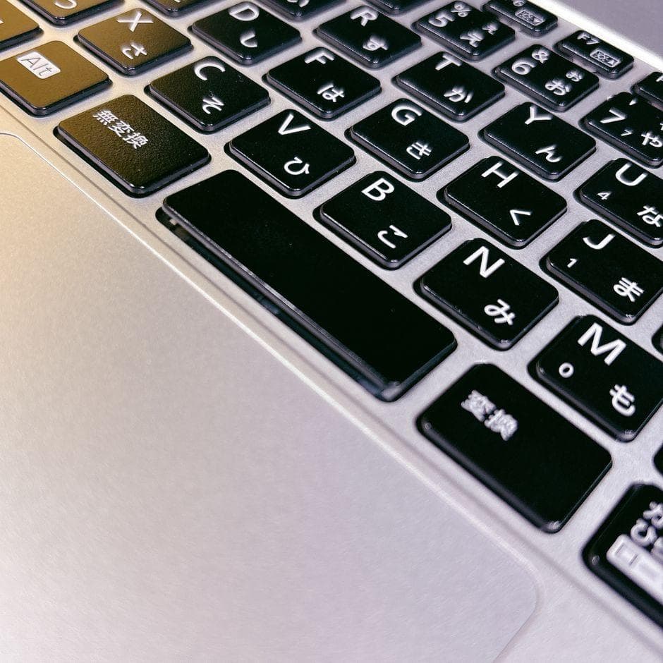 i5✨小型軽量❣SSD搭載で快適✨カメラ付き フルHD 薄型 Windows11