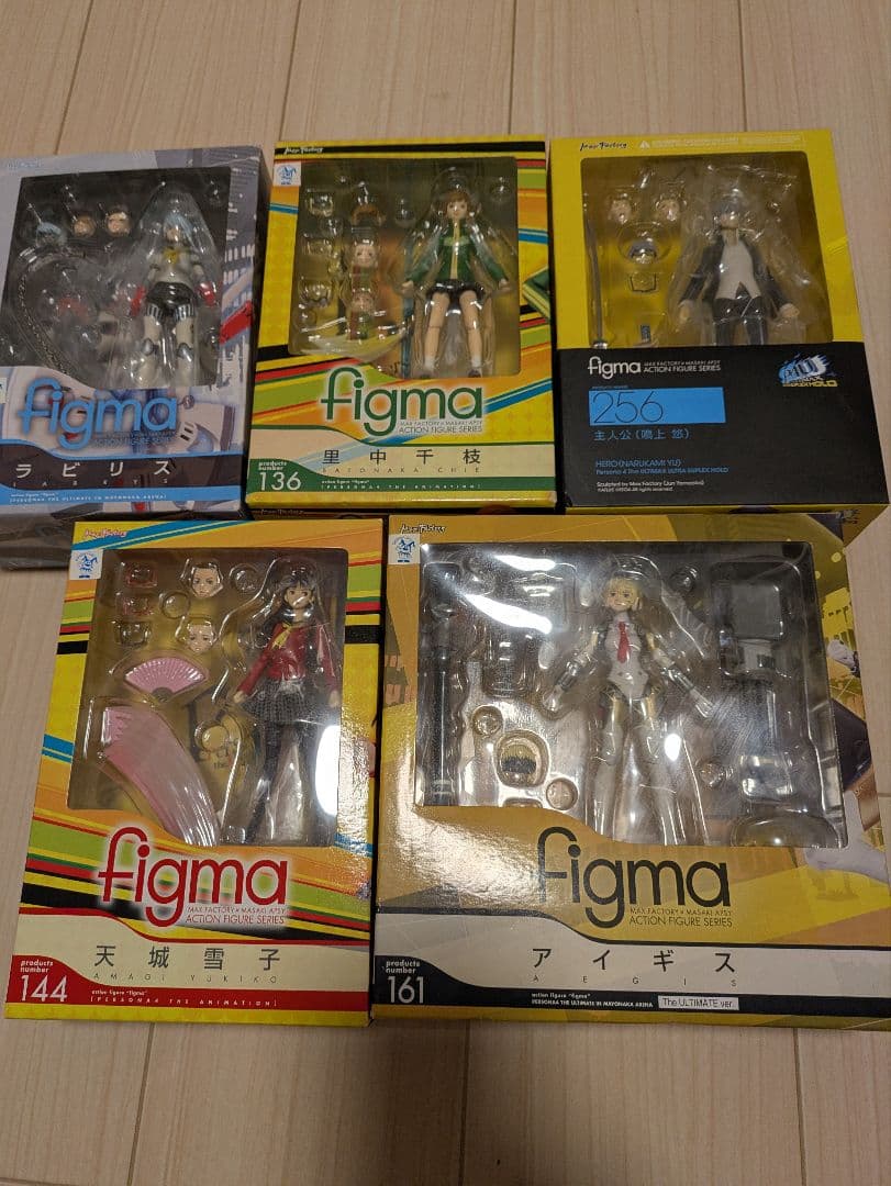 figma ペルソナ4 フィギュア 5体セット Amazon.co.jp: figma ペルソナ4 ジ・アルティマックス ウルトラスープ