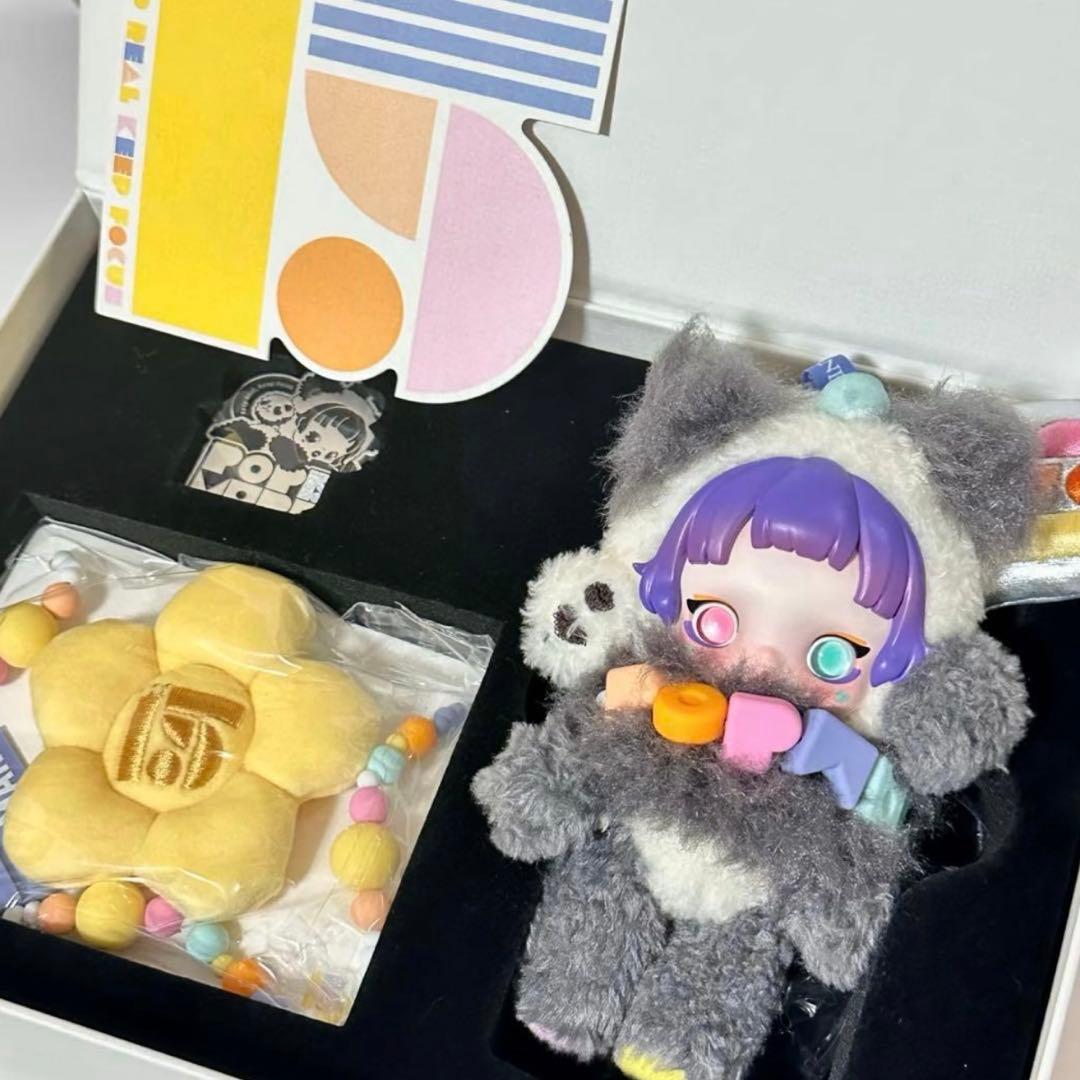 ポップマート15周年記念 従業員限定スカルパンダ SKULLPANDA