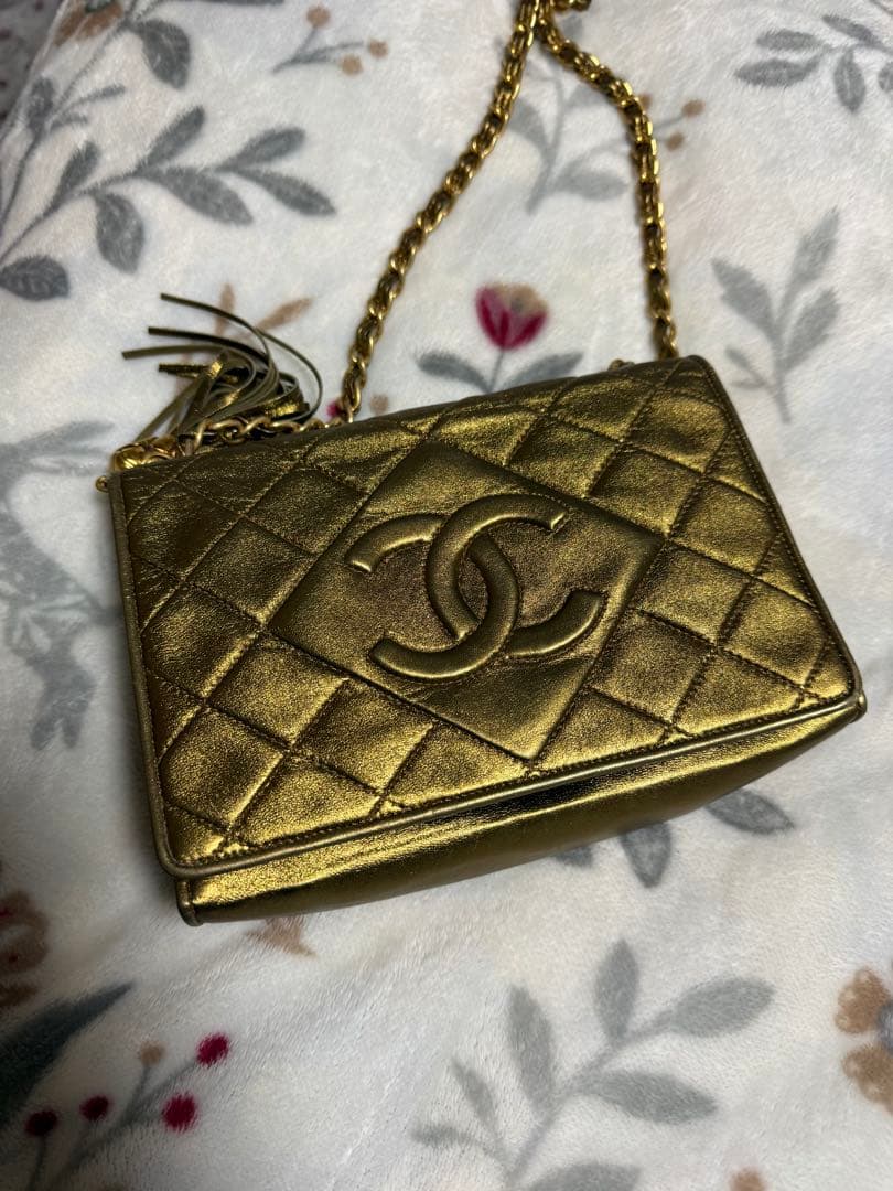 バッグ CHANEL Vintage Gold Leather Flap Bag