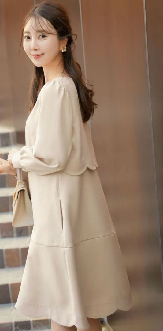 ピンクベージュ フロントファスナー ワンピース L